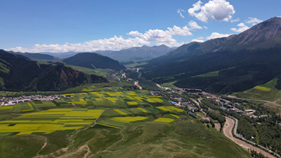 【&ldquo;飛閱&rdquo;中國(guó)】在盛夏，邂逅多彩卓爾山